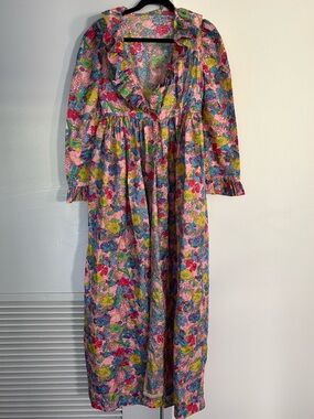 Vintage Pink Floral house coat robe